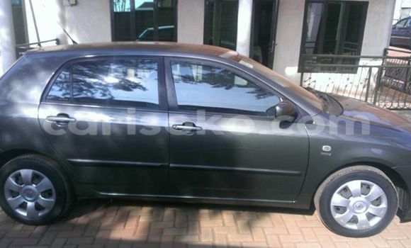 Acheter Occasion Voiture Toyota Corolla Gris à Gicumbi, Rwanda Acheter Occasion Voiture Toyota Corolla Gris à Gicumbi, Rwanda