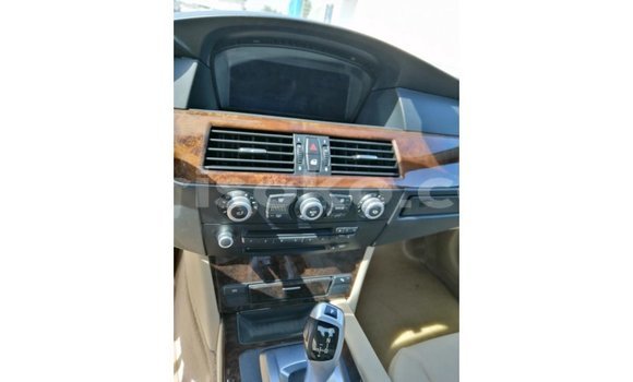 Acheter Import Moto BMW R 1200 GS Blanc à Import - Dubai, Rwanda Acheter Import Moto BMW R 1200 GS Blanc à Import - Dubai, Rwanda