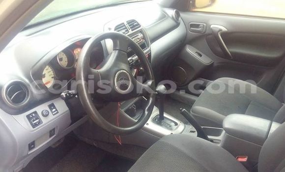 Acheter Occasion Voiture Toyota RAV4 Autre à Gicumbi, Rwanda Acheter Occasion Voiture Toyota RAV4 Autre à Gicumbi, Rwanda