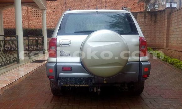 Acheter Occasion Voiture Toyota RAV4 Autre à Gicumbi, Rwanda Acheter Occasion Voiture Toyota RAV4 Autre à Gicumbi, Rwanda