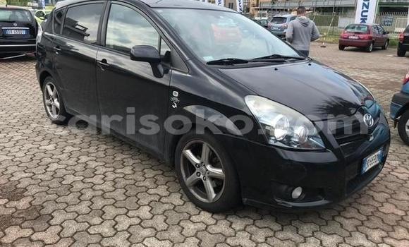 Sayi Na hannu Toyota Corolla Verso Noir Mota in Kigali a Rwanda Sayi Na hannu Toyota Corolla Verso Noir Mota in Kigali a Rwanda