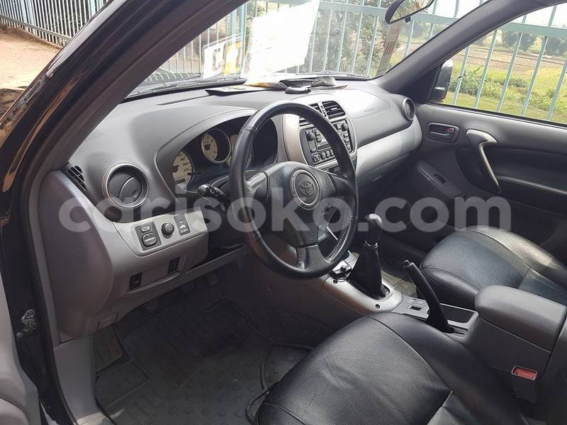 Big with watermark alba 0782228045 rav4 2002 petrol 9 500 000 kicukiro auto