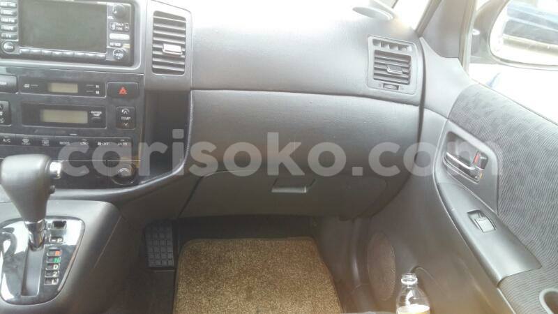 Big with watermark aminadab 0788350979 5 800 000 auto toyota spacio petrol 3