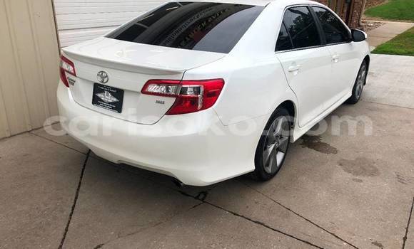 Sayi Na hannu Toyota Camry Blanc Mota in Kigali a Rwanda Sayi Na hannu Toyota Camry Blanc Mota in Kigali a Rwanda