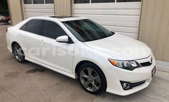 Sayi Na hannu Toyota Camry Blanc Mota in Kigali a Rwanda Sayi Na hannu Toyota Camry Blanc Mota in Kigali a Rwanda