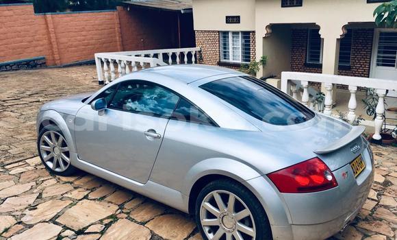 Acheter Occasion Voiture Audi TT Gris à Kigali, Rwanda