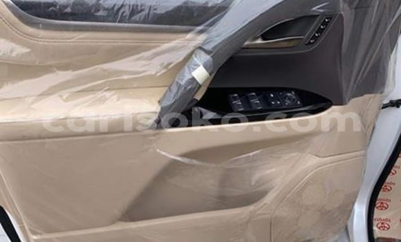 Buy Used Lexus LX 570 White Car in Kigali in Rwanda Buy Used Lexus LX 570 White Car in Kigali in Rwanda