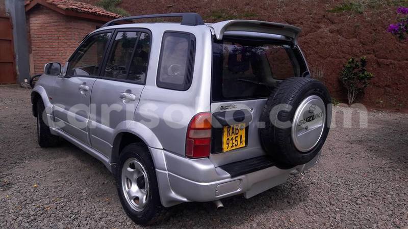Big with watermark roberto grand vitara 0788308912 2001 6 500 000 negotiable 3