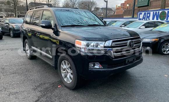 Buy Used Toyota Land Cruiser Black Car in Kigali in Rwanda Buy Used Toyota Land Cruiser Black Car in Kigali in Rwanda