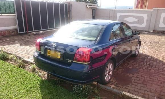 اشتري مستعمل Toyota Avensis Bleu سيارة في Kigali في Rwanda اشتري مستعمل Toyota Avensis Bleu سيارة في Kigali في Rwanda