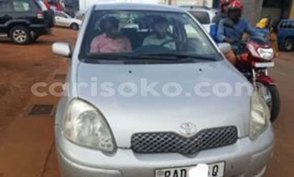 اشتري مستعمل Toyota Yaris Gris سيارة في Kigali في Rwanda اشتري مستعمل Toyota Yaris Gris سيارة في Kigali في Rwanda