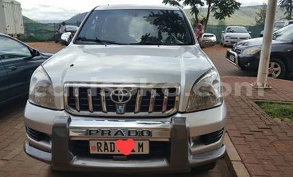 اشتري مستعمل Toyota Land Cruiser Prado Gris سيارة في Kigali في Rwanda اشتري مستعمل Toyota Land Cruiser Prado Gris سيارة في Kigali في Rwanda
