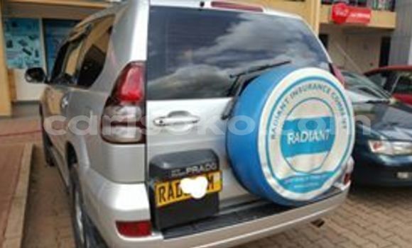 اشتري مستعمل Toyota Land Cruiser Prado Gris سيارة في Kigali في Rwanda اشتري مستعمل Toyota Land Cruiser Prado Gris سيارة في Kigali في Rwanda