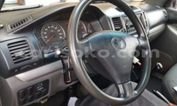 اشتري مستعمل Toyota Land Cruiser Prado Gris سيارة في Kigali في Rwanda اشتري مستعمل Toyota Land Cruiser Prado Gris سيارة في Kigali في Rwanda