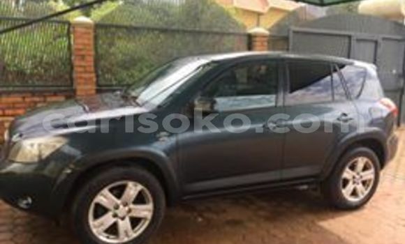 اشتري مستعمل Toyota RAV4 Autre سيارة في Kigali في Rwanda اشتري مستعمل Toyota RAV4 Autre سيارة في Kigali في Rwanda