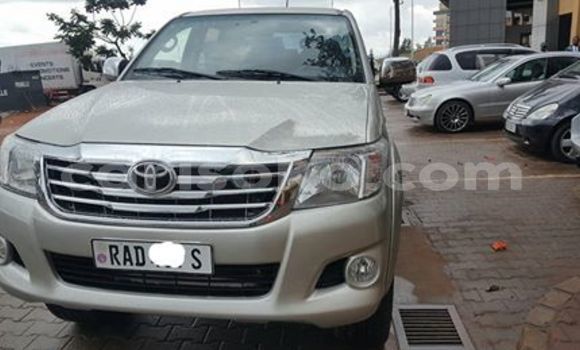 اشتري مستعمل Toyota Hilux Gris سيارة في Kigali في Rwanda اشتري مستعمل Toyota Hilux Gris سيارة في Kigali في Rwanda