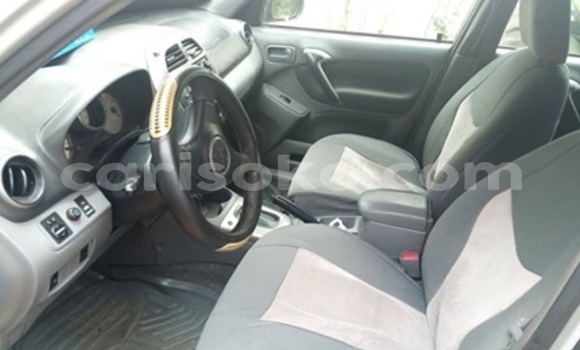 Buy Used Toyota RAV4 Silver Car in Kigali in Rwanda Buy Used Toyota RAV4 Silver Car in Kigali in Rwanda