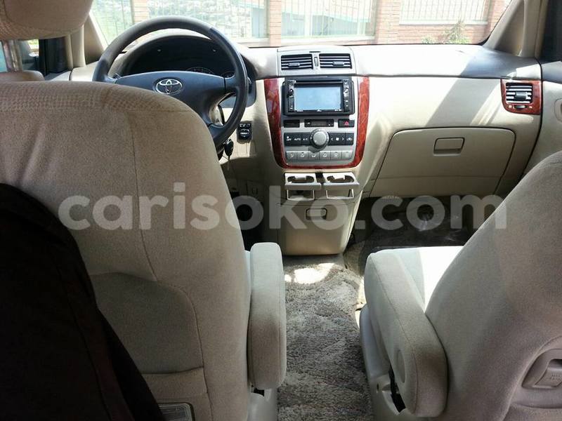 Big with watermark toyota ipsum 7 500 000 0788392925 2002 3