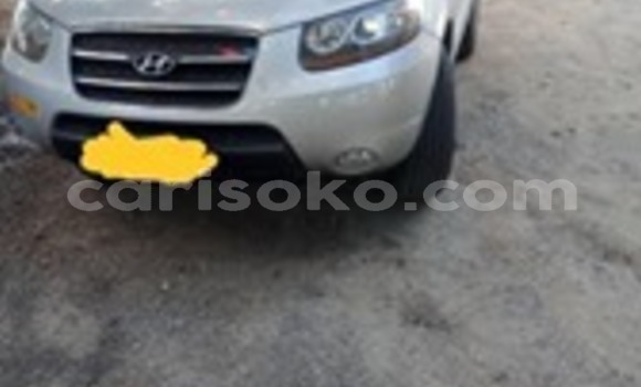 Buy Used Hyundai Santa Fe Silver Car in Kigali in Rwanda Buy Used Hyundai Santa Fe Silver Car in Kigali in Rwanda