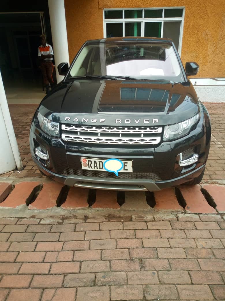Buy used land rover range rover brown car in kigali in rwanda