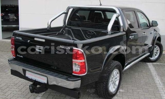 اشتري مستعمل Toyota Hilux Noir سيارة في Kigali في Rwanda اشتري مستعمل Toyota Hilux Noir سيارة في Kigali في Rwanda