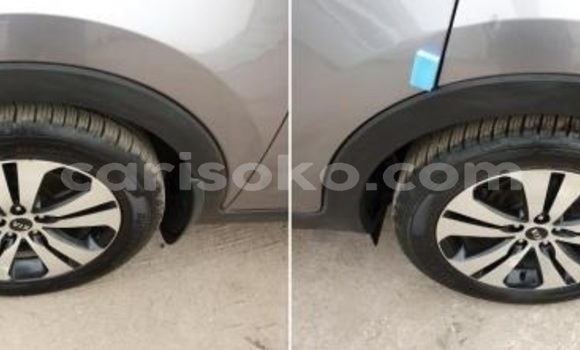 اشتري مستعمل Kia Sportage Beige سيارة في Kigali في Rwanda اشتري مستعمل Kia Sportage Beige سيارة في Kigali في Rwanda