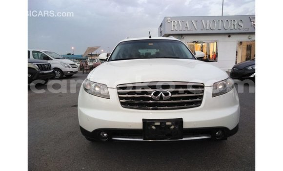Acheter Import Voiture Infiniti FX Blanc à Import - Dubai, Rwanda Acheter Import Voiture Infiniti FX Blanc à Import - Dubai, Rwanda