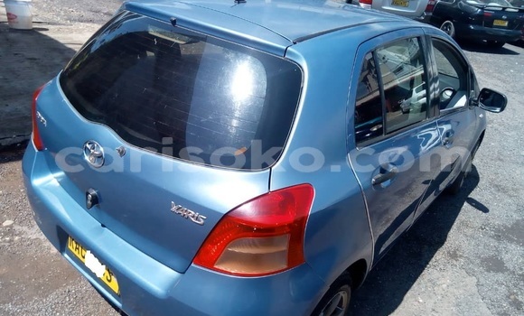 Sayi Na hannu Toyota Yaris Bleu Mota in Kigali a Rwanda Sayi Na hannu Toyota Yaris Bleu Mota in Kigali a Rwanda