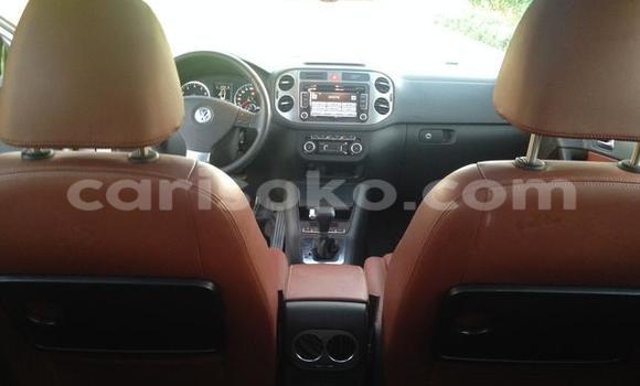 اشتري مستعمل Volkswagen Touareg Blanc سيارة في Kigali في Rwanda اشتري مستعمل Volkswagen Touareg Blanc سيارة في Kigali في Rwanda