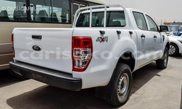 Acheter Import Voiture Ford Ranger Blanc à Import - Dubai, Rwanda Acheter Import Voiture Ford Ranger Blanc à Import - Dubai, Rwanda