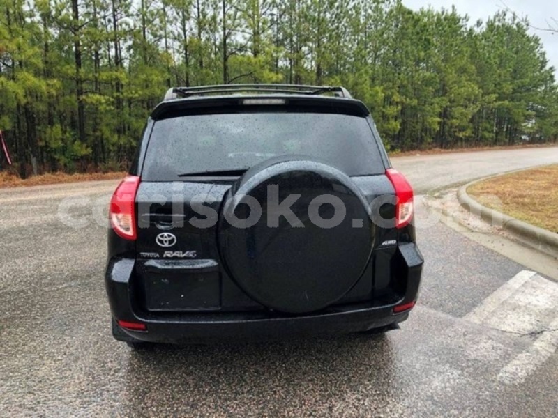 Big with watermark 985421365 20