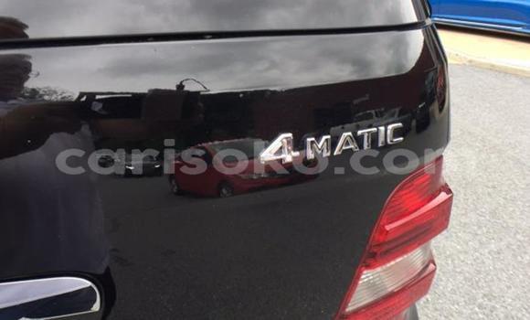 Sayi Na hannu Mercedes-Benz ML–Class Noir Mota in Kigali a Rwanda Sayi Na hannu Mercedes-Benz ML–Class Noir Mota in Kigali a Rwanda