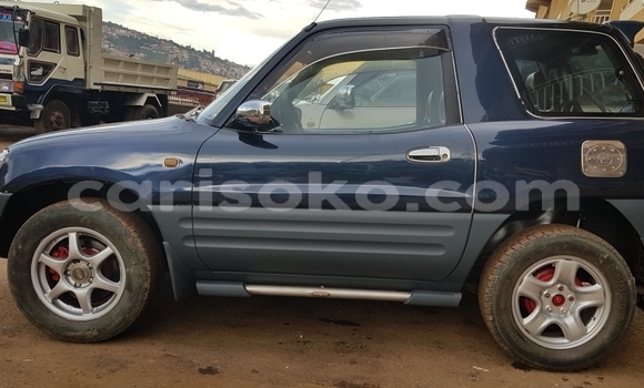 Buy Used Toyota RAV4 Green Car in Kigali in Rwanda Buy Used Toyota RAV4 Green Car in Kigali in Rwanda