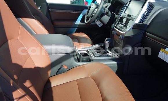 Buy Used Toyota Land Cruiser White Car in Kigali in Rwanda Buy Used Toyota Land Cruiser White Car in Kigali in Rwanda
