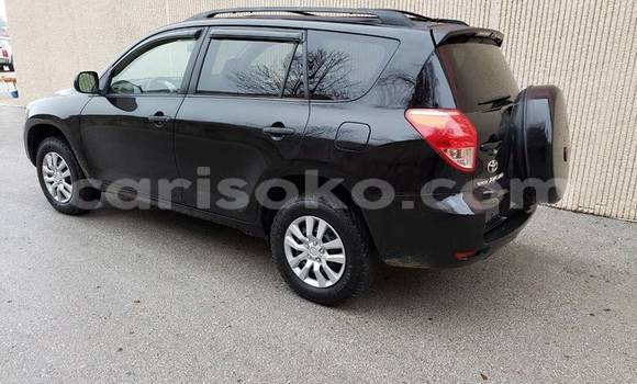 Sayi Imported Toyota RAV4 Noir Mota in Kigali a Rwanda Sayi Imported Toyota RAV4 Noir Mota in Kigali a Rwanda