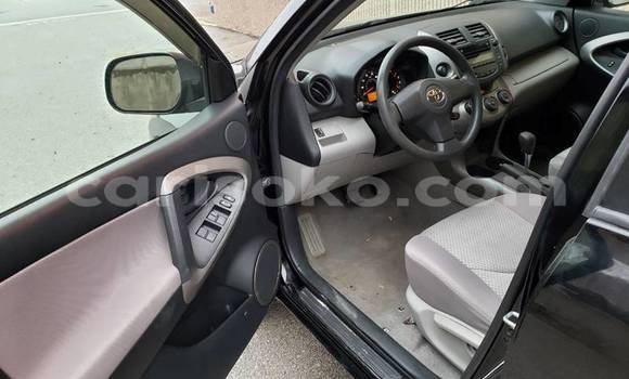 Sayi Imported Toyota RAV4 Noir Mota in Kigali a Rwanda Sayi Imported Toyota RAV4 Noir Mota in Kigali a Rwanda