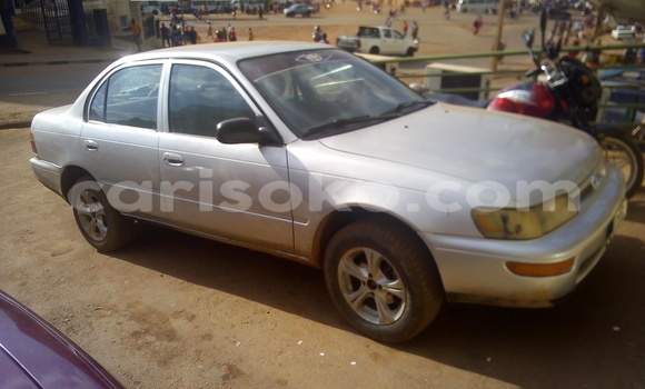 Sayi Na hannu Toyota Corolla Gris Mota in Kigali a Rwanda Sayi Na hannu Toyota Corolla Gris Mota in Kigali a Rwanda