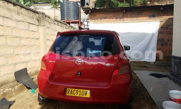 Acheter Occasion Voiture Toyota Yaris Noir à Kigali, Rwanda Acheter Occasion Voiture Toyota Yaris Noir à Kigali, Rwanda