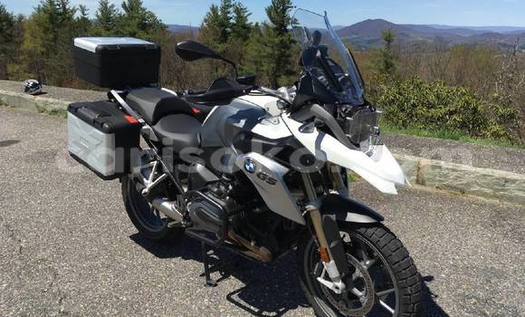 اشتري مستعمل BMW R 1200 GS Noir دراجة نارية في Bokwango في Rwanda اشتري مستعمل BMW R 1200 GS Noir دراجة نارية في Bokwango في Rwanda