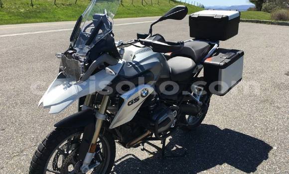 اشتري مستعمل BMW R 1200 GS Noir دراجة نارية في Bokwango في Rwanda اشتري مستعمل BMW R 1200 GS Noir دراجة نارية في Bokwango في Rwanda
