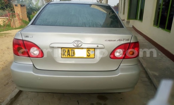 اشتري مستعمل Toyota Corolla Gris سيارة في Kigali في Rwanda اشتري مستعمل Toyota Corolla Gris سيارة في Kigali في Rwanda