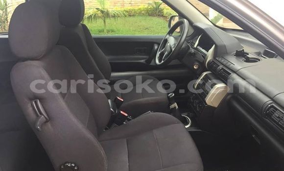 Buy Used Land Rover Freelander Silver Car in Kigali in Rwanda Buy Used Land Rover Freelander Silver Car in Kigali in Rwanda