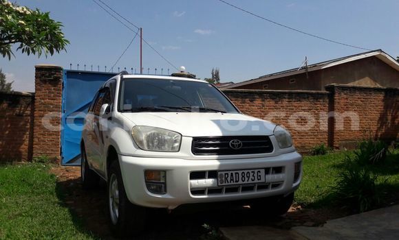 اشتري جديد Toyota RAV4 Blanc سيارة في Kigali في Rwanda اشتري جديد Toyota RAV4 Blanc سيارة في Kigali في Rwanda