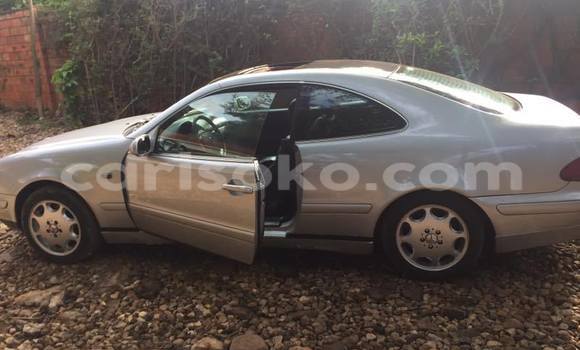 Acheter Occasion Voiture Mercedes-Benz C–Class Gris à Kigali, Rwanda Acheter Occasion Voiture Mercedes-Benz C–Class Gris à Kigali, Rwanda