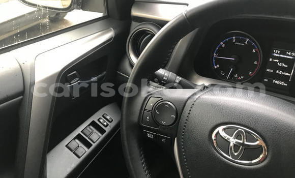 Sayi Imported Toyota RAV4 Noir Mota in Kigali a Rwanda Sayi Imported Toyota RAV4 Noir Mota in Kigali a Rwanda
