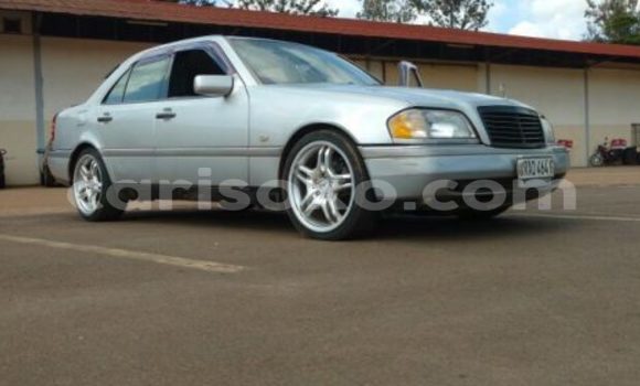 اشتري مستعمل Mercedes-Benz C–Class Gris سيارة في Kigali في Rwanda اشتري مستعمل Mercedes-Benz C–Class Gris سيارة في Kigali في Rwanda