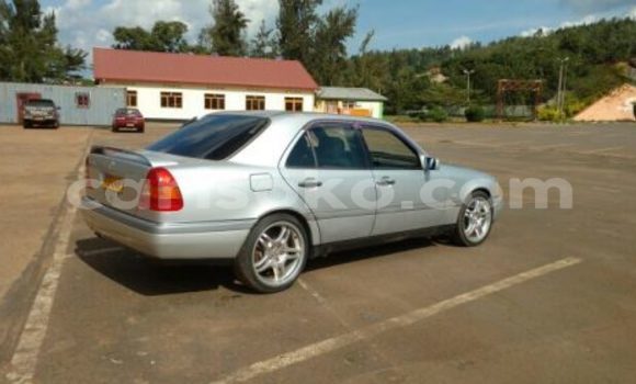 اشتري مستعمل Mercedes-Benz C–Class Gris سيارة في Kigali في Rwanda اشتري مستعمل Mercedes-Benz C–Class Gris سيارة في Kigali في Rwanda