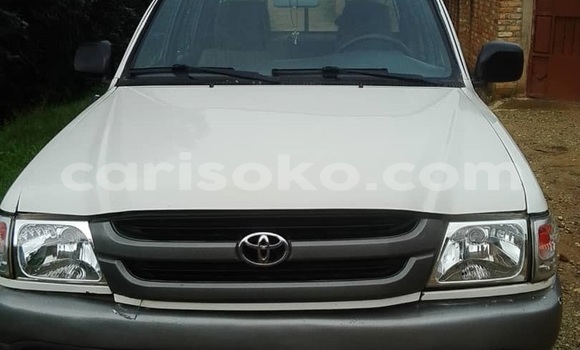 Sayi Na hannu Toyota Hilux Blanc Mota in Kigali a Rwanda Sayi Na hannu Toyota Hilux Blanc Mota in Kigali a Rwanda