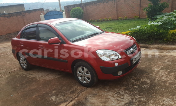 Acheter Neuf Voiture Kia Pride Rouge à Kigali au Rwanda Acheter Neuf Voiture Kia Pride Rouge à Kigali au Rwanda