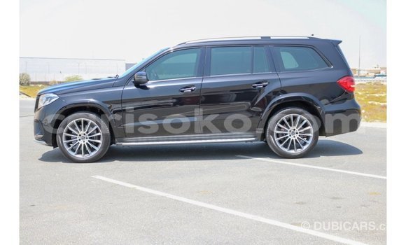 اشتري Imported Mercedes-Benz 190 Noir سيارة في Import - Dubai في Rwanda اشتري Imported Mercedes-Benz 190 Noir سيارة في Import - Dubai في Rwanda